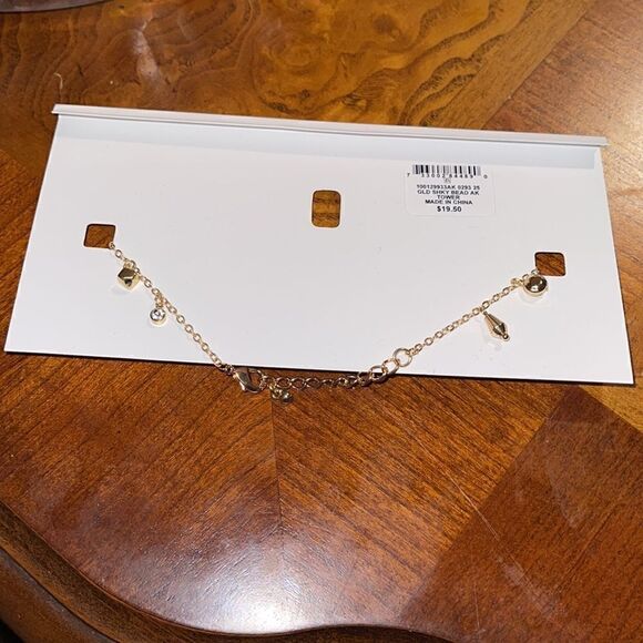 NWT Style &Co gold tone anklet with charms - Picture 2 of 3
